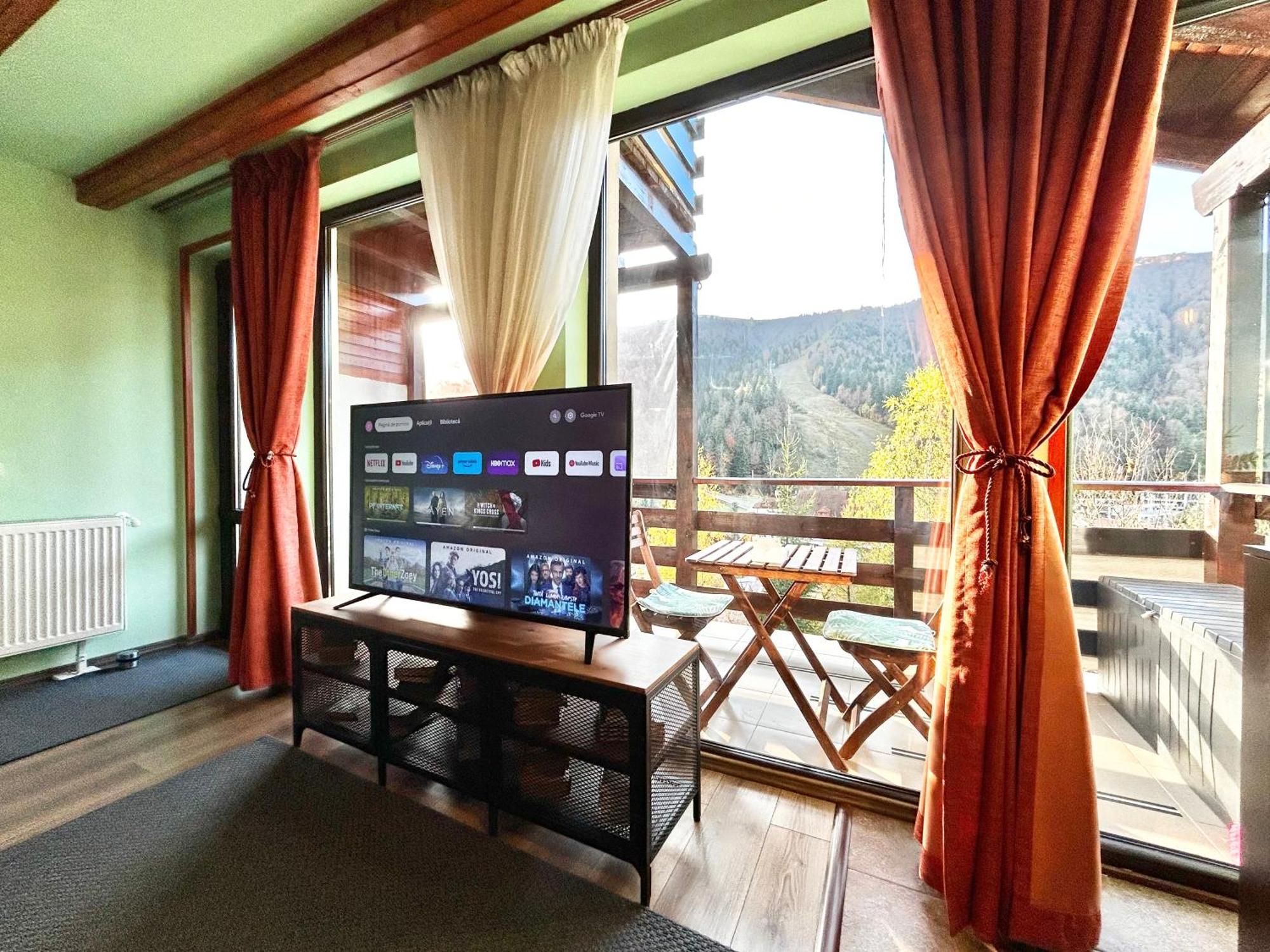 Lucas Duplex Appartement Azuga Buitenkant foto