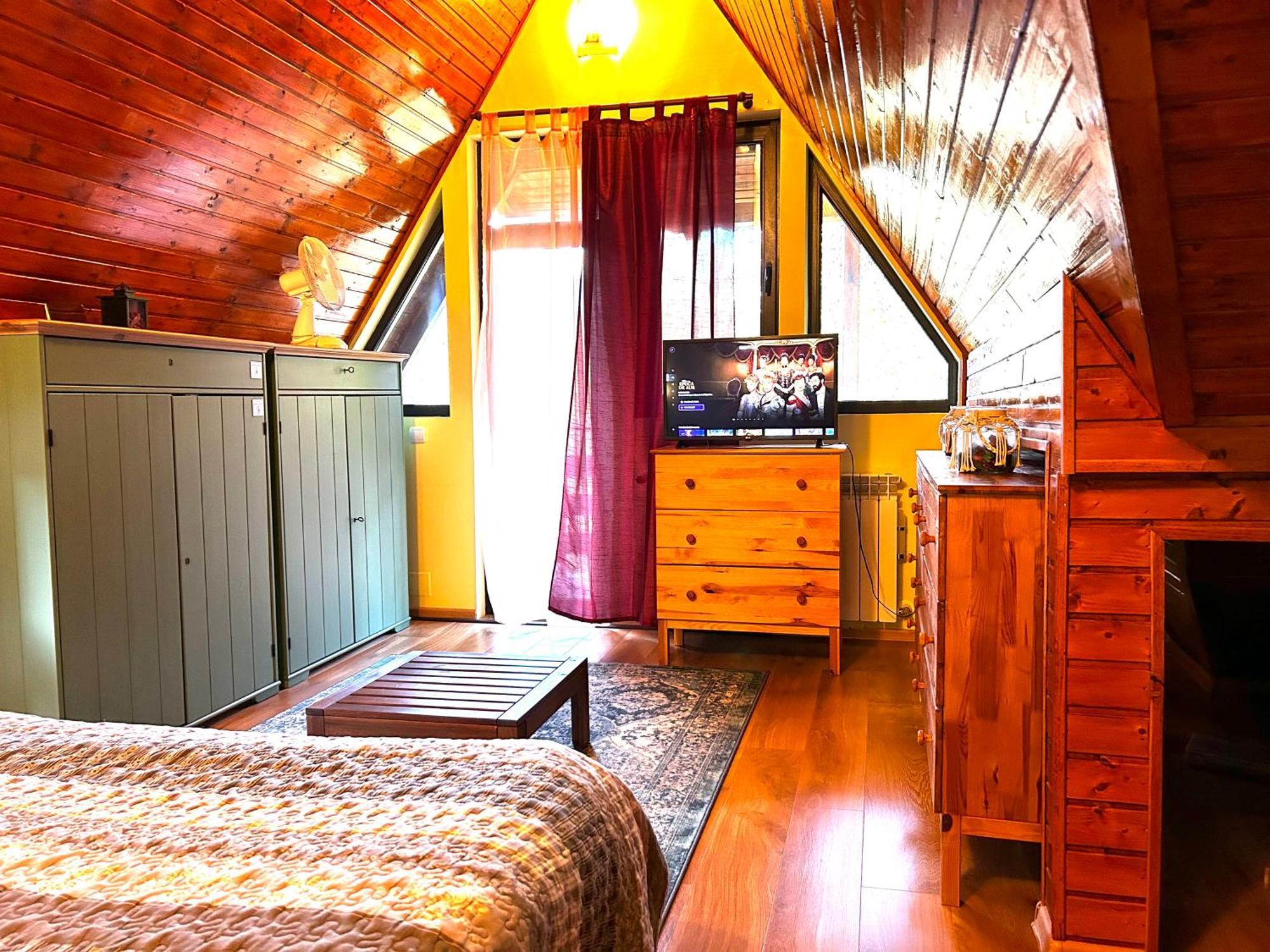 Lucas Duplex Appartement Azuga Buitenkant foto
